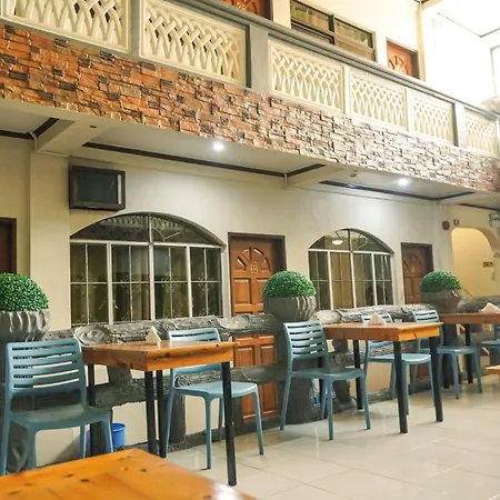 Macky'S Hidden Inn-2